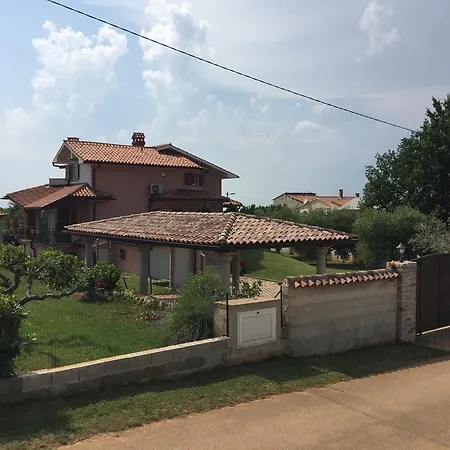 Francesca Villa Poreč